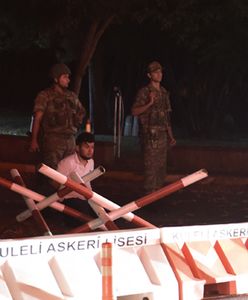 Szef sztabu sił zbrojnych wzięty jako zakładnik