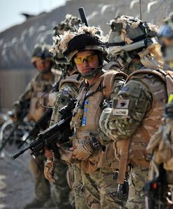 Dwa alarmy terrorystyczne w Wielkiej Brytanii. Wzmocniono patrole wokół baz wojskowych