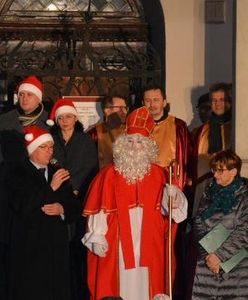 Betlejem Poznańskie otwarte - ruszył jarmark świąteczny na Starym Rynku