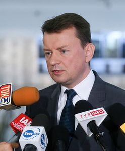 Błaszczak: rząd unieważnił dokument dot. polityki migracyjnej Polski