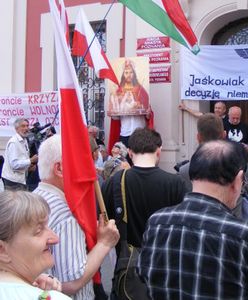 Poznaniacy zgorszeni zachowaniem zwolenników Pomnika Wdzięczności proponują referendum