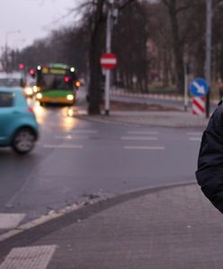 Policjanci będą wyposażeni w maski chroniące przed smogiem. "Musimy dbać o ich zdrowie"