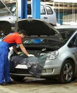 Wysokie kary i sąd - to może spotkać osoby, które palą śmieciami w piecach