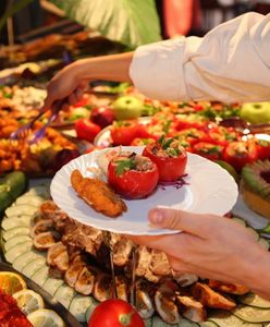 Restauracje mają podawać dokładny skład swoich potraw. Na razie mają z tym kłopot