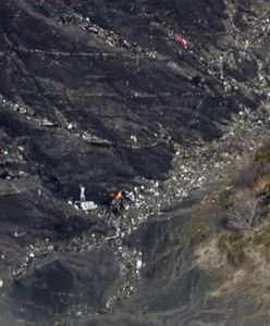 Flightradar24: autopilot Airbusa zaprogramowano na zejście do ok. 30 m