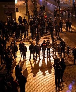 Zamieszki w Ełku. Policja zatrzymała 28 osób, w tym kobietę