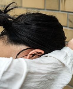 Przemoc, o której mówi się za mało. Manipulacja, kontrola i białe rękawiczki