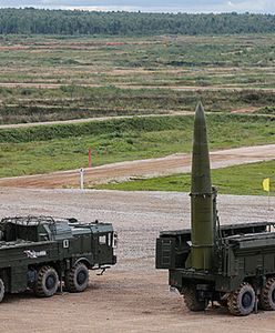 Mają zasięg do 500 km, w obszarze ich rażenia znajduje się Warszawa. Rosjanie testowali rakiety Iskander