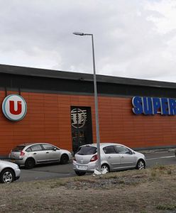 Strzelanina w supermarkecie pod Paryżem, 2 osoby są ciężko ranne