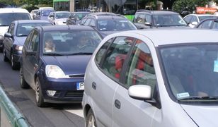 Ulicę Naramowicką w Poznaniu szybciej pokonamy na piechotę niż samochodem