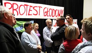 Protest głodowy w Dobrzeniu Wielkim pod Opolem. Awantura z prezydentem miasta, interweniowała policja