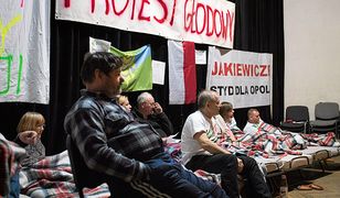 Zdrowie głodujących w rękach premier Szydło. Protestujący suweren jest gorszy od tego, który nie protestuje?