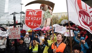 Protest nauczycieli upolityczniony? ZNP: próbują nas podzielić