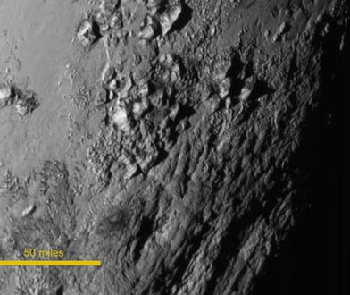 Sonda odkryła łańcuchy górskie na Plutonie