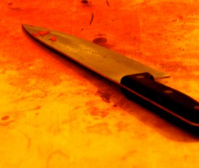 Z nożem na matkę. Krwawa awantura w Lublinie