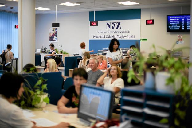 Wizyta u psychologa na NFZ. Pacjenci muszą czekać latami