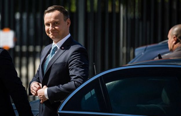 Andrzej Duda bije na głowę wszystkich potencjalnych rywali