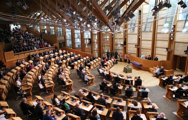 Szkocki parlament w Edynburgu - zdjęcie archiwalne
