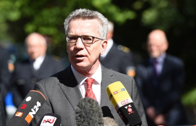 Szef niemieckiego MSW chce zniesienia tajemnicy lekarskiej wobec terrorystów