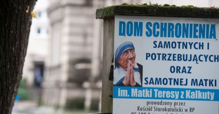 MRPiPS: w kraju może być około 100 nielegalnych domów opieki