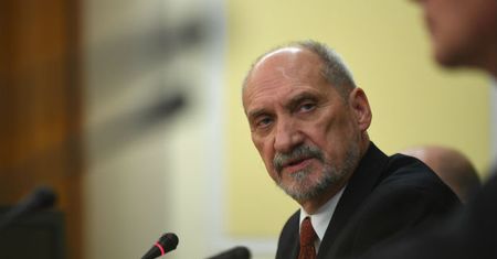 Antoni Macierewicz: część mediów i polityków lobbuje za obcymi, a nie polskimi interesami