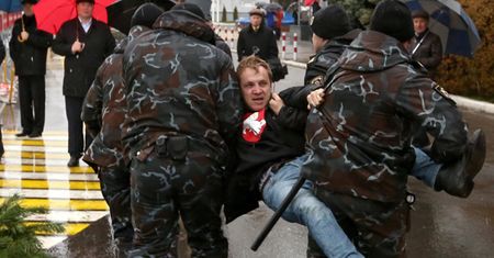 Opozycjonista zatrzymany za akcję przeciw pomnikowi Lenina