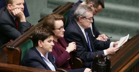 Minister edukacji Anna Zalewska zostaje. Sejm odrzucił wniosek o wyrażenie wotum nieufności
