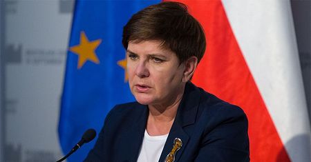 Beata Szydło o ekshumacjach ofiar ze Smoleńska: jeśli prokuratura podjęła decyzję, nikt nie może ingerować