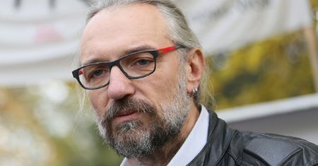 Awantura podczas wizyty Mateusza Kijowskiego w Namysłowie. Mieli kije bejsbolowe, interweniowała policja