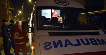 Poznań: pijany pacjent zaatakował w karetce ratownika medycznego