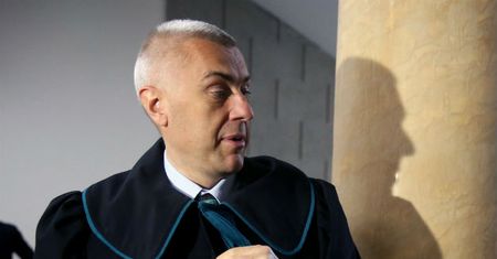 Roman Giertych odpowiada Bogdanowi Święczkowskiemu: wolałbym rowy kopać na Syberii niż być adwokatem według waszego wzoru