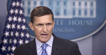 Dymisja Michaela Flynna. Koniec romansu Trumpa z Rosją?