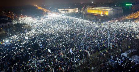 Zwycięstwo "władzy ludu" w Rumunii. "FT": obywatele i sojusznicy Bukaresztu muszą pozostać czujni