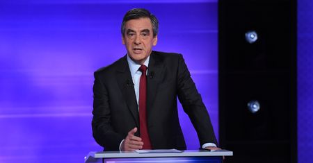 Wybory prezydenckie we Francji. Kampania umoczonych
