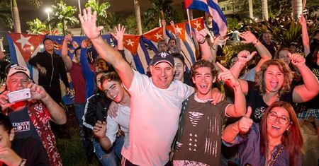 Radość na ulicach Miami po śmierci Fidela Castro