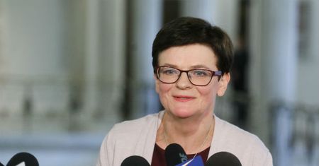 Krystyna Szumilas o podpisanym przez szefową MEN rozporządzeniu: to polityczna podstawa programowa PiS