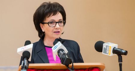 Elżbieta Witek o fali hejtu: nie można być bezkarnym w sieci