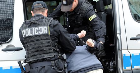 Śląskie: brutalnie pobita 5-latka trafiła do szpitala. Ojciec usłyszał zarzuty