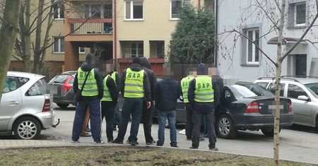To już prawdziwa wojna! Walczą na ulicach polskich miast