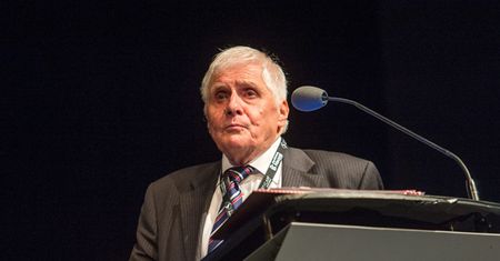 Prof. Jerzy Vetulani pozostaje w śpiączce farmakologicznej