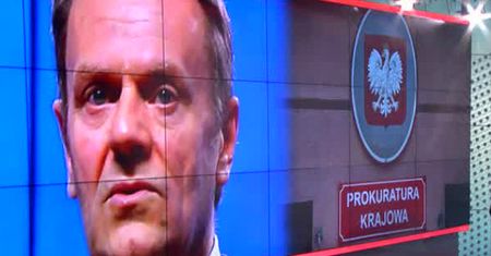 Macierewicz oskarża Tuska. Siemoniak wskazuje drugie dno: to chwytanie się brzytwy w obliczu kompromitacji komisji smoleńskiej