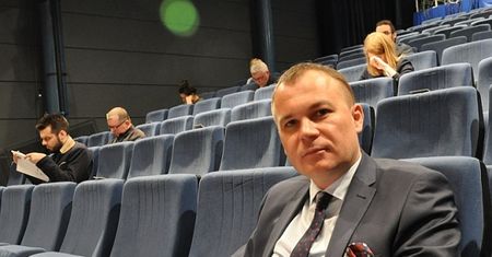 Prezydent małego miasta zamówił sobie auto... za 200 tys. zł