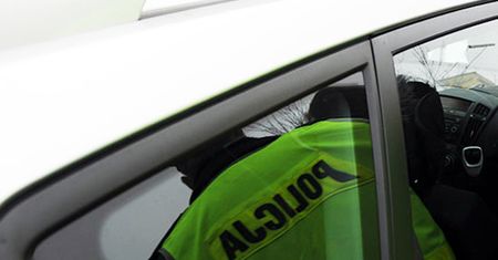 Wielkopolska: Mąż wbił żonie nóż w oczy. Kobieta straciła wzrok