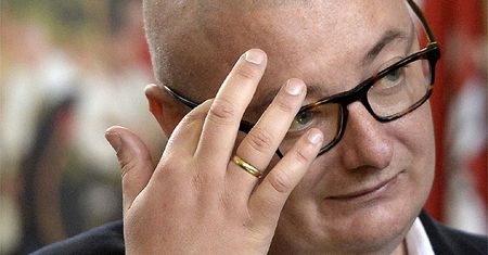 Prokuratura wszęła śledztwo ws. oświadczenia majątkowego Michała Kamińskiego. Chodzi o zegarek
