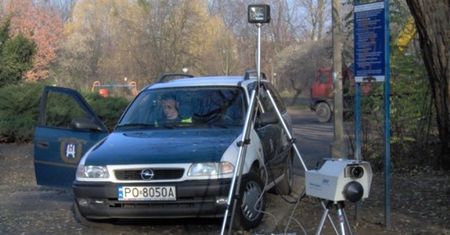 Fotoradary batem na piratów drogowych przy szkołach w Poznaniu