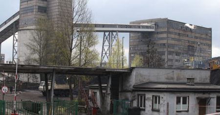 Czwarty dzień akcji ratunkowej w kopalni Wujek. Trwają poszukiwania dwóch górników