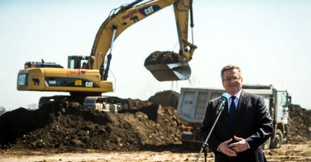 Budowa obwodnicy ruszyła, bo przyjechał Komorowski? Internauci oburzeni