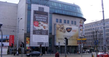 Poznań chce wyższych kar za nielegalne reklamy