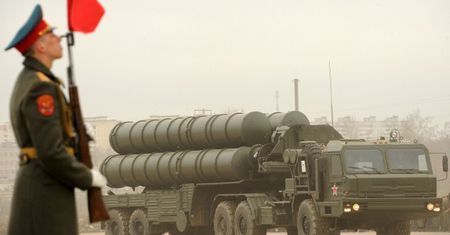 Władimir Putin anulował embargo na dostawę Iranowi systemów S-300