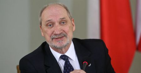 Macierewicz mógł być szefem MON. Przez jego jedno zdanie PiS przegra wybory?